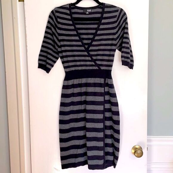a.n.a. Striped faux wrap dress with ties size S - Picture 1 of 10